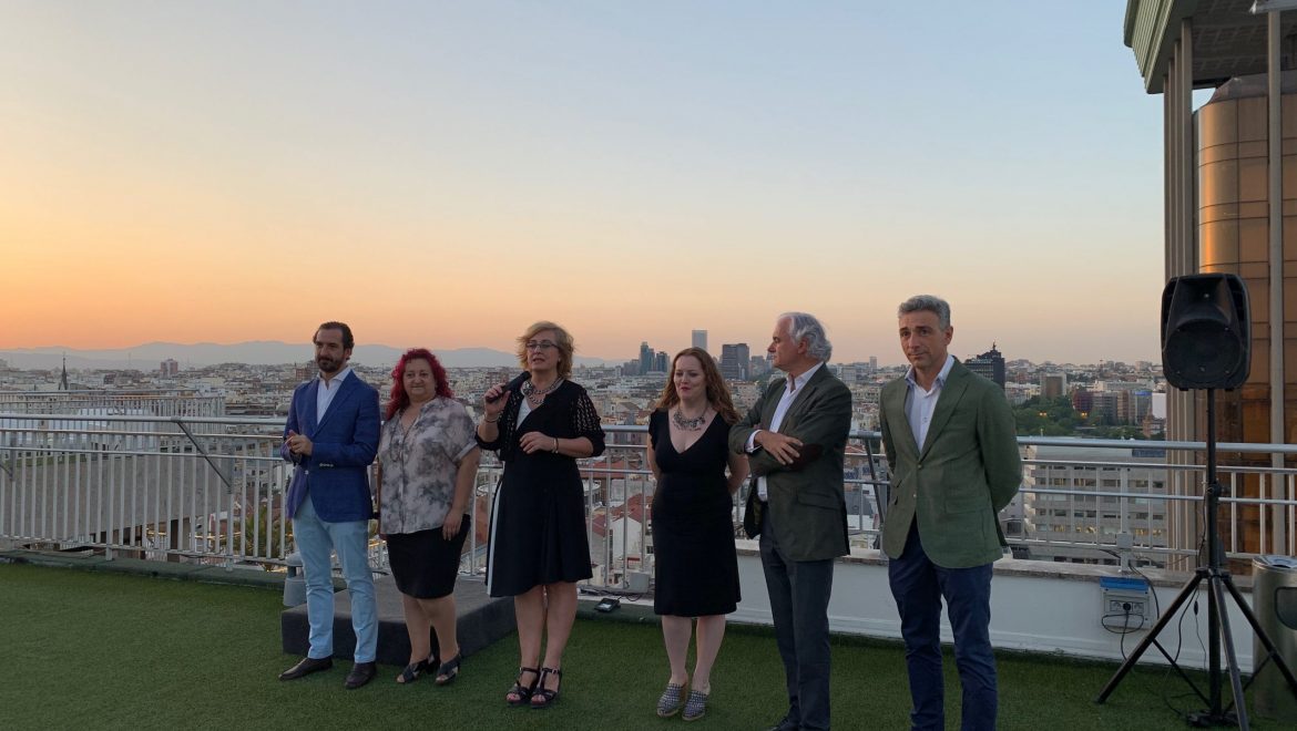 ASEME recibe el verano de su 50 aniversario en la terraza del Club